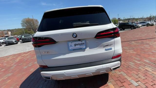 Used 2026 BMW X5 xDrive40i w/ Premium Package image 8