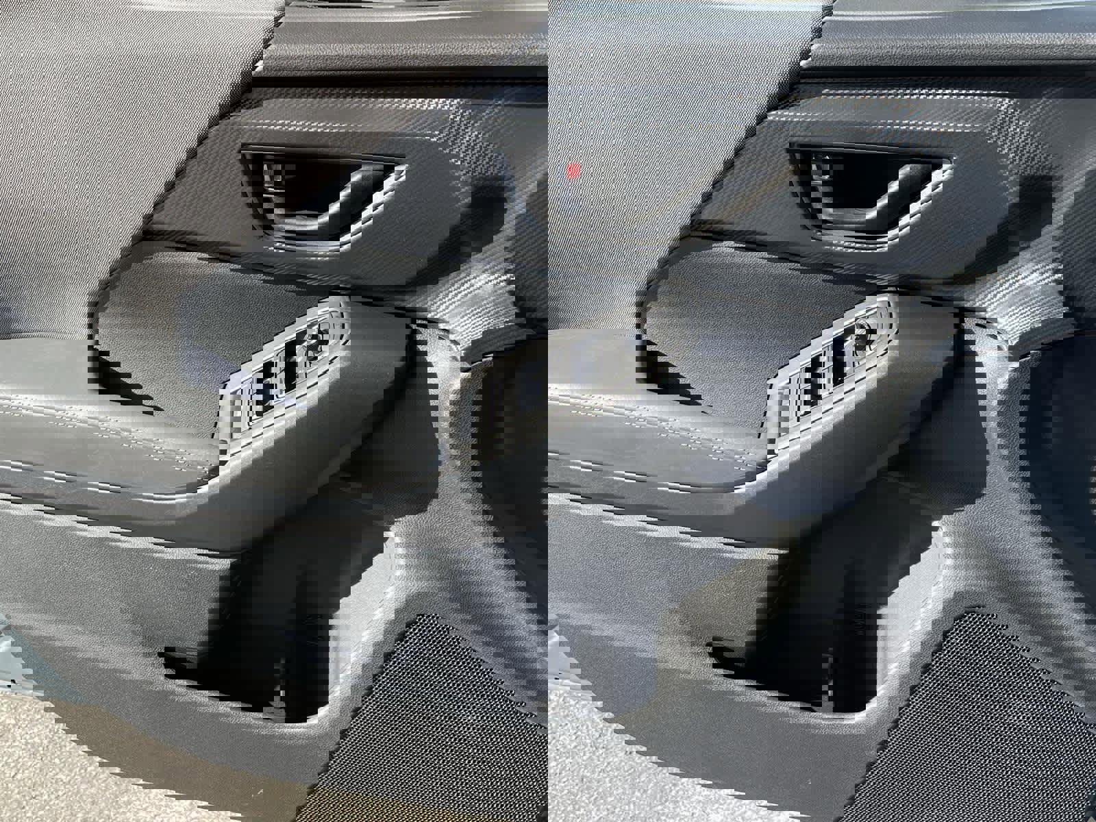 Used 2025 Subaru Crosstrek 2.0i Premium image 26