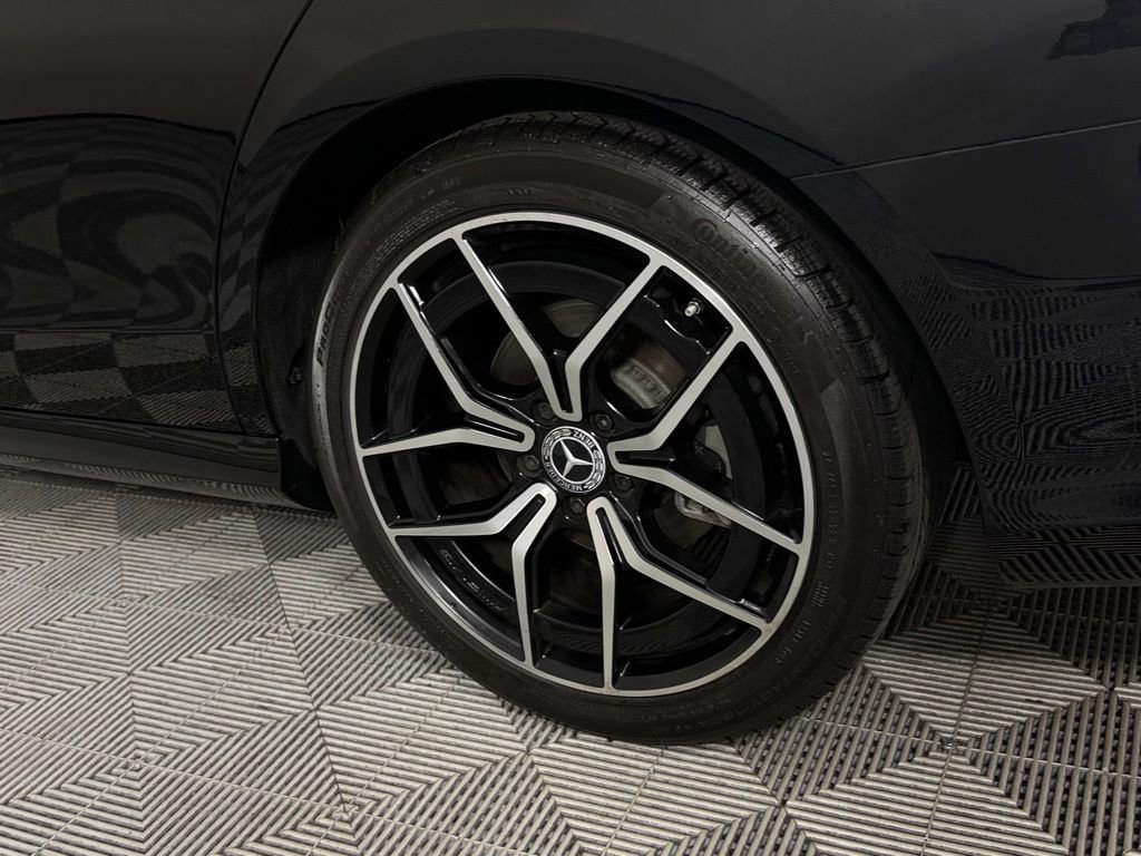 Used 2022 Mercedes-Benz E 350 Sedan image 10