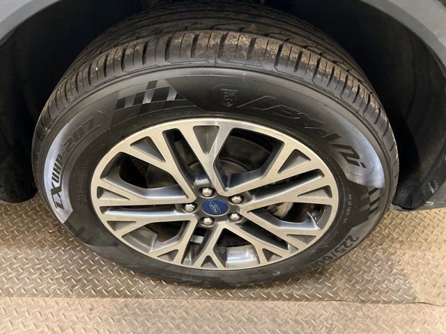 Used 2020 Ford Escape SEL image 27