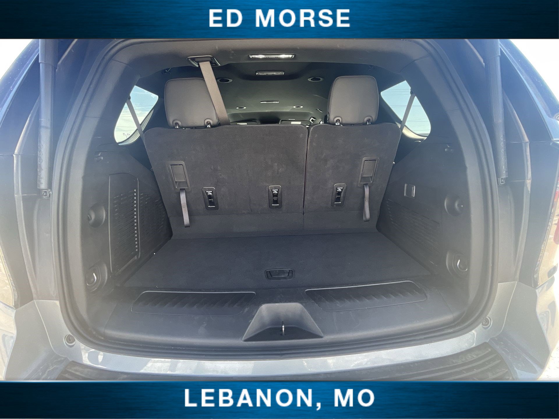 Used 2025 Chevrolet Tahoe LT AWD/4WD image 25