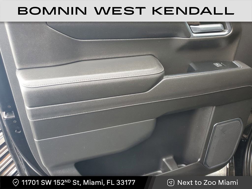 Used 2022 Chevrolet Silverado 1500 LT Trail Boss image 8