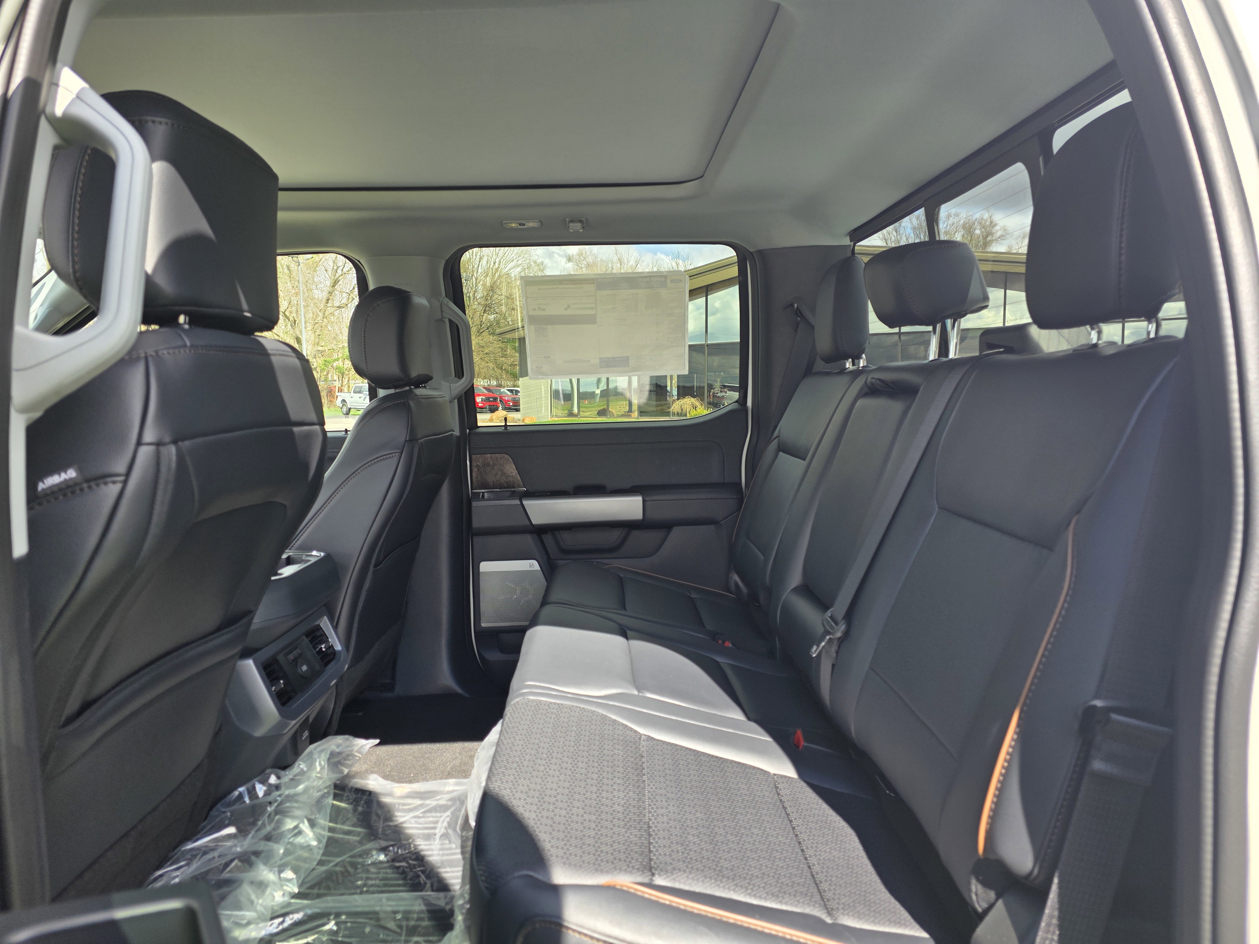 New 2026 Ford F350 Lariat w/ Lariat Ultimate Package AWD/4WD image 10