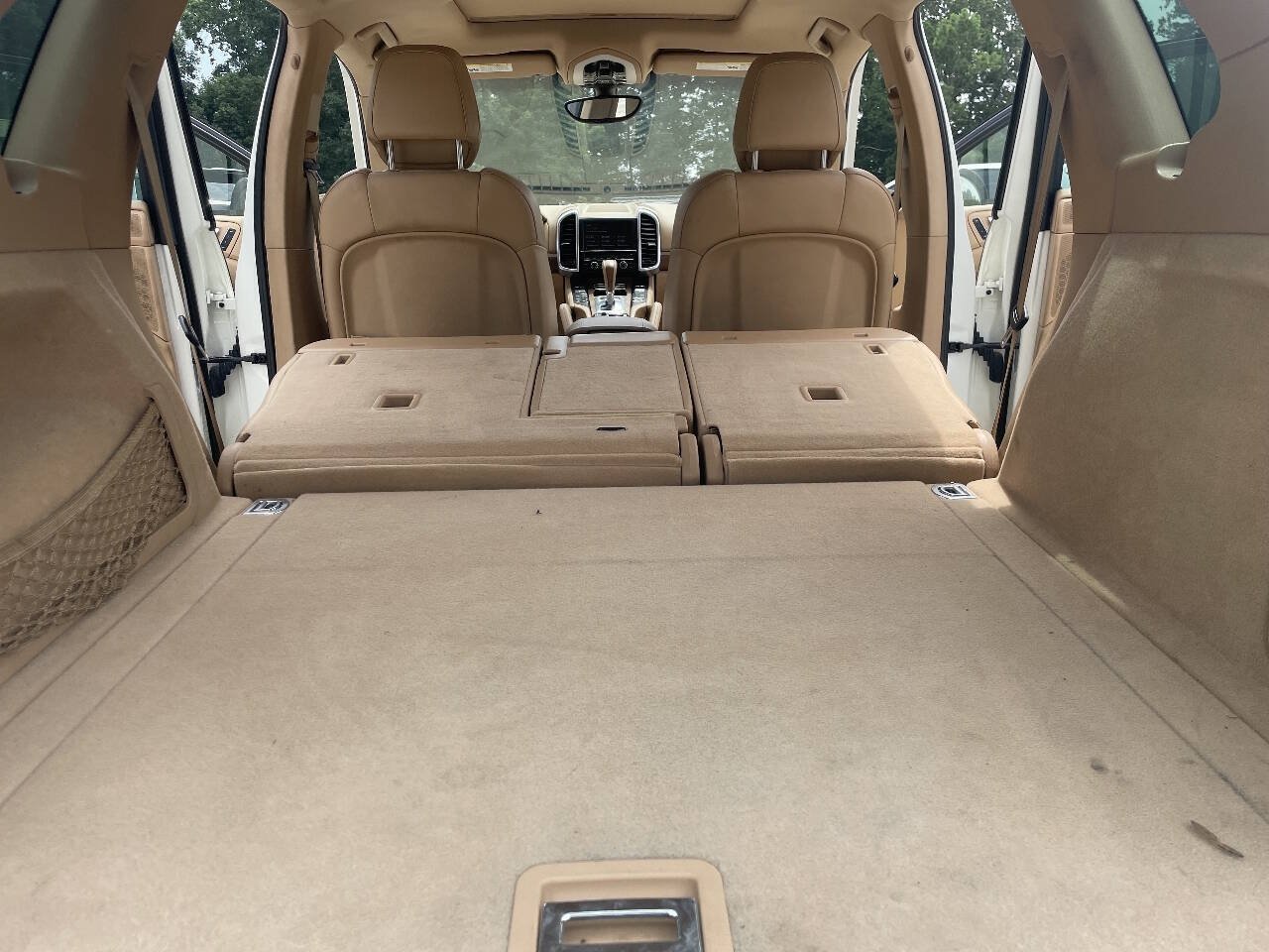 Used 2012 Porsche Cayenne AWD/4WD image 9