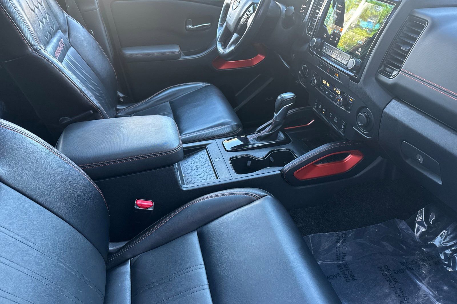 Used 2023 Nissan Frontier PRO-4X w/ Pro-4X Premium Package image 16