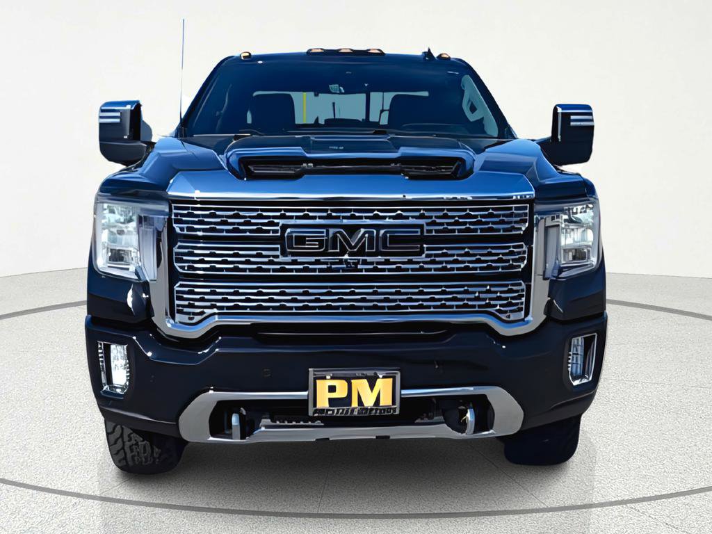 Used 2022 GMC Sierra 2500 Denali w/ Denali Black Diamond Edition image 2