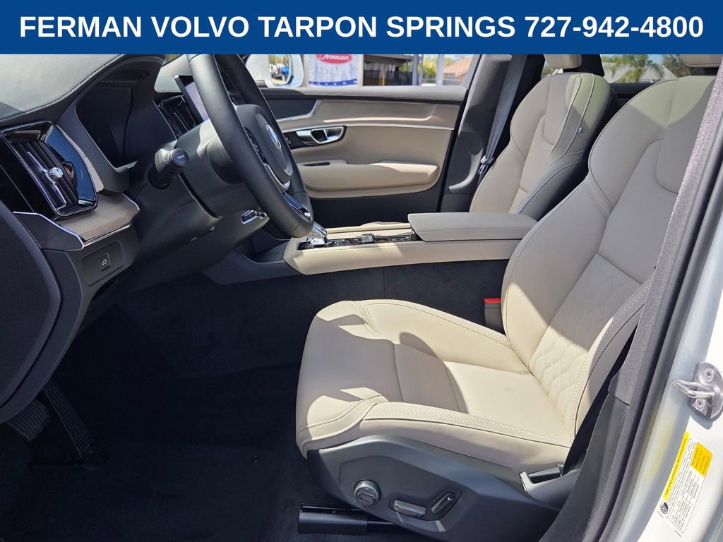 New 2026 Volvo XC90 B6 Plus w/ Protection Package Premier image 12