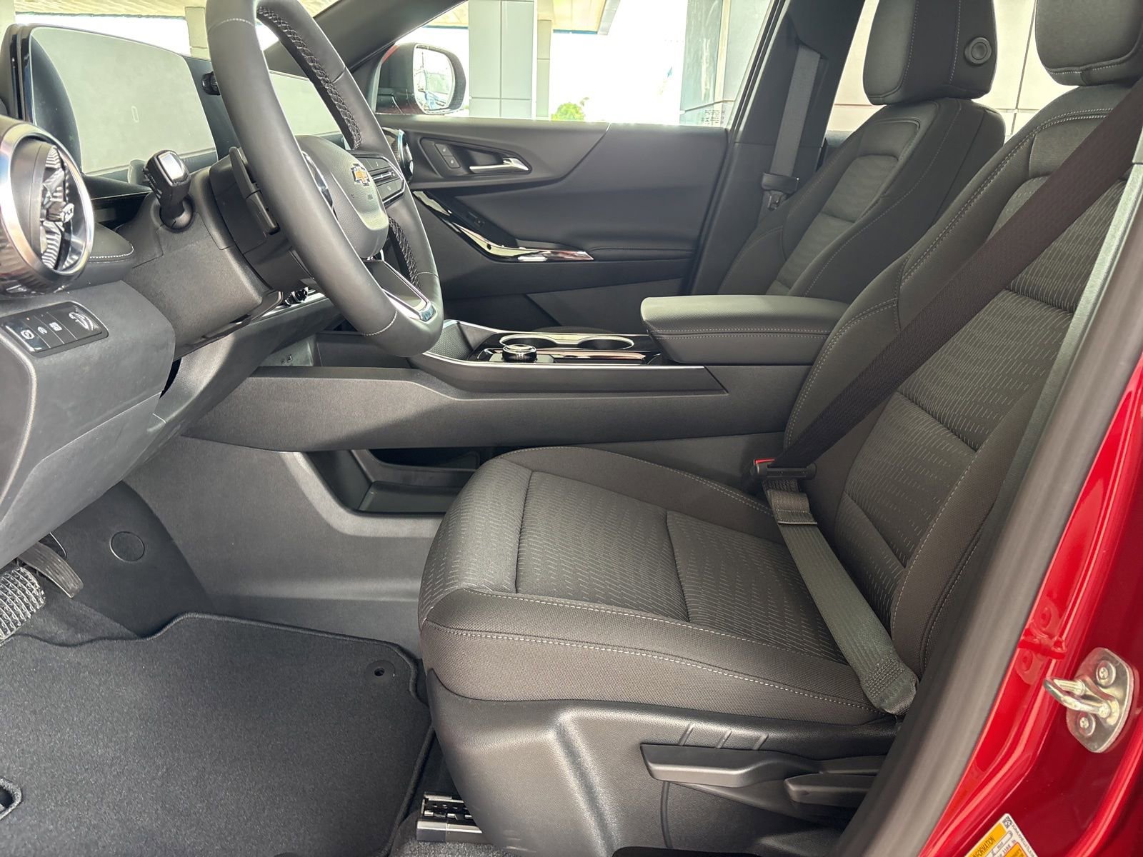 New 2026 Chevrolet Equinox LT FWD image 14