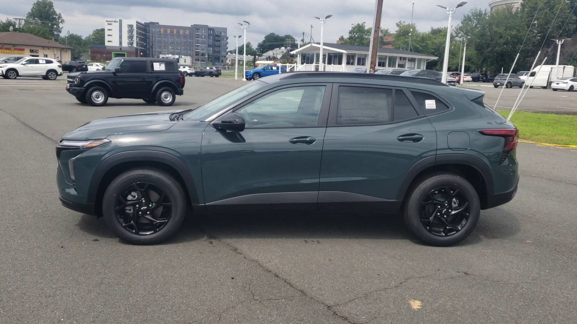 New 2026 Chevrolet Trax LT w/ Driver Confidence Package FWD image 29