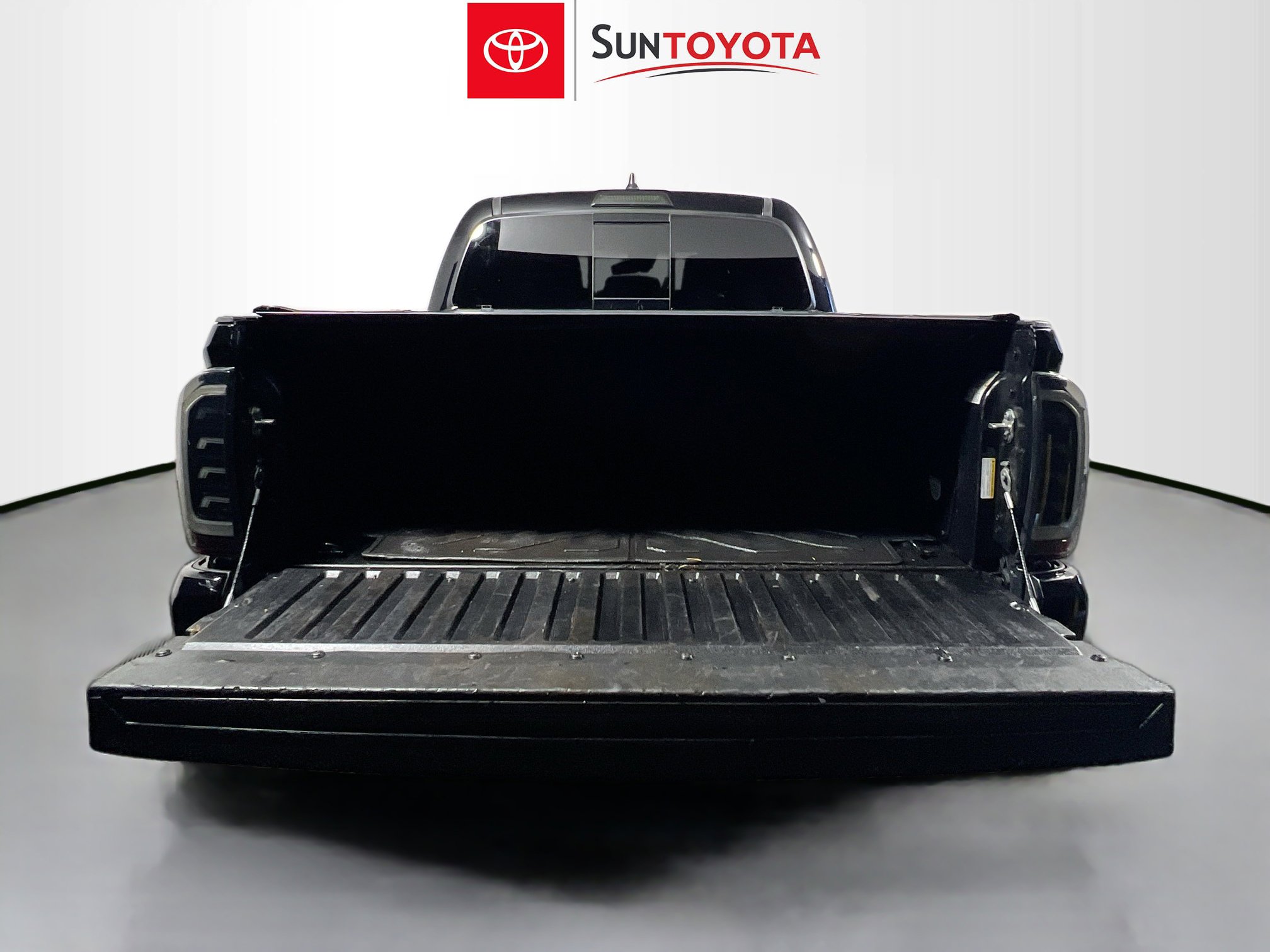 Used 2021 Toyota Tacoma TRD Sport image 34