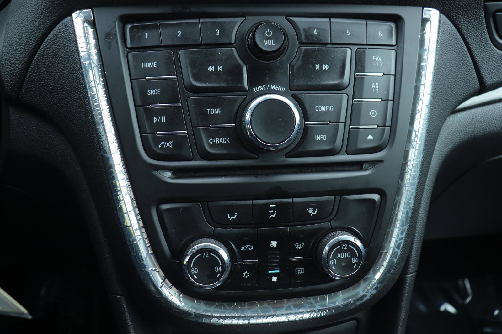 Used 2014 Buick Encore Convenience FWD image 28