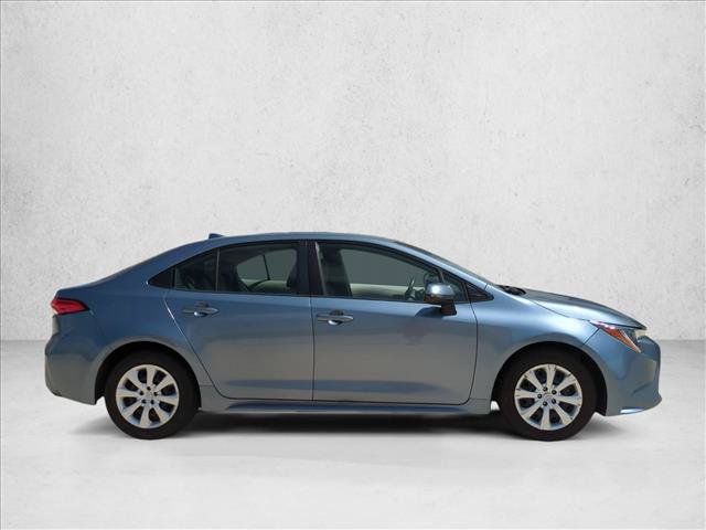 Certified 2022 Toyota Corolla LE FWD image 4
