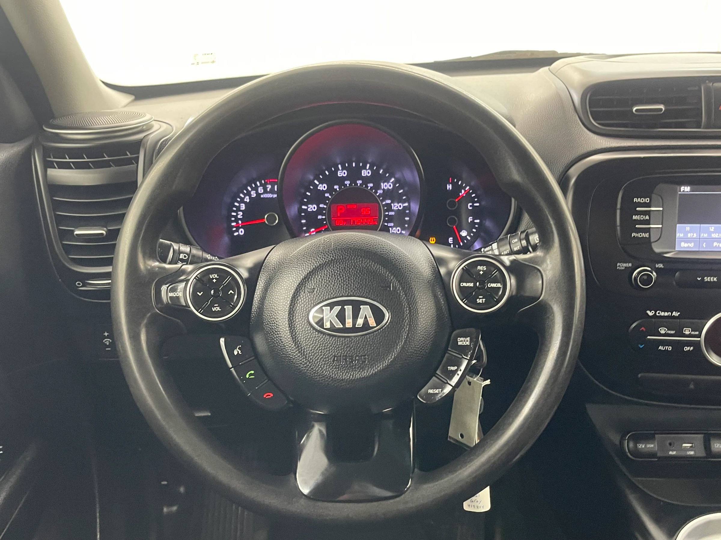 Used 2017 Kia Soul + FWD image 14