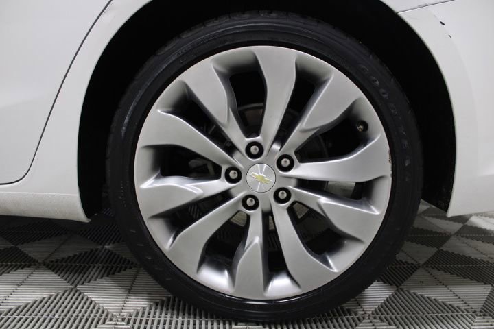 Used 2018 Chevrolet Malibu Premier w/ Premier Sun and Wheel Package image 48