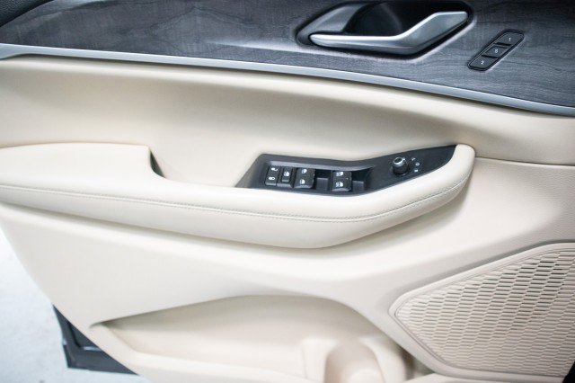 Used 2023 Jeep Grand Cherokee Limited image 21