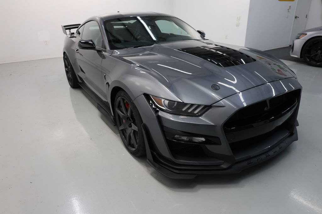 Used 2022 Ford Mustang Shelby GT500 w/ Carbon Fiber Track Pack RWD image 58