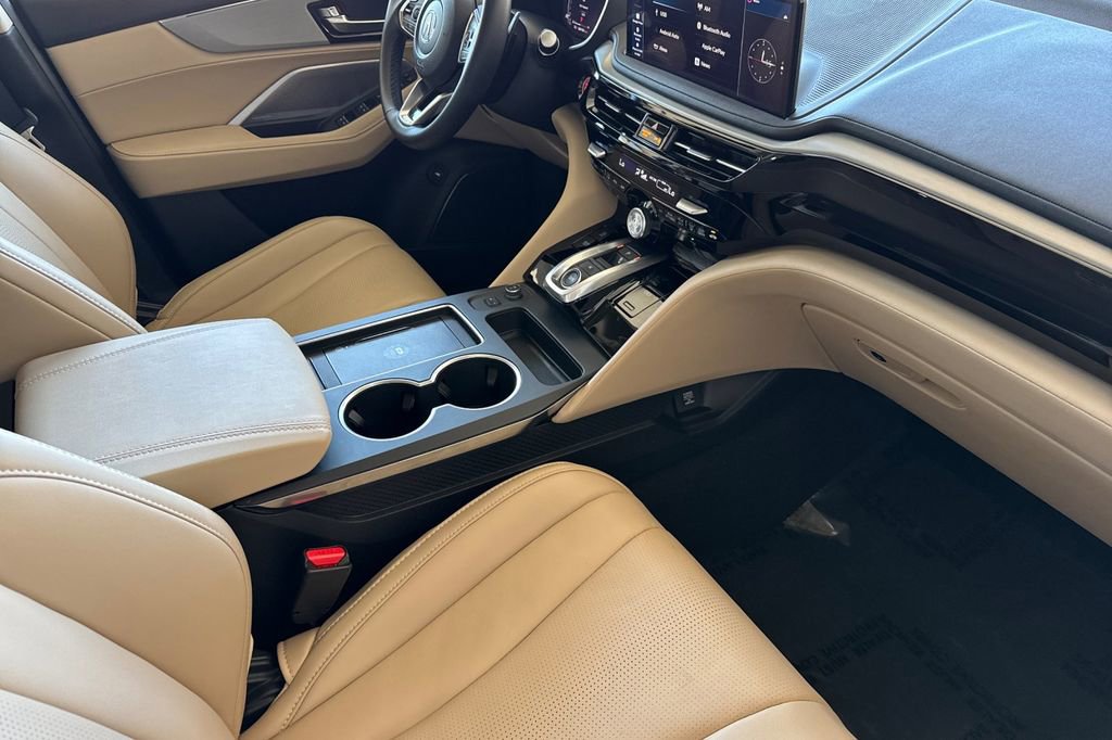 Certified 2025 Acura MDX w/ Technology Package image 21
