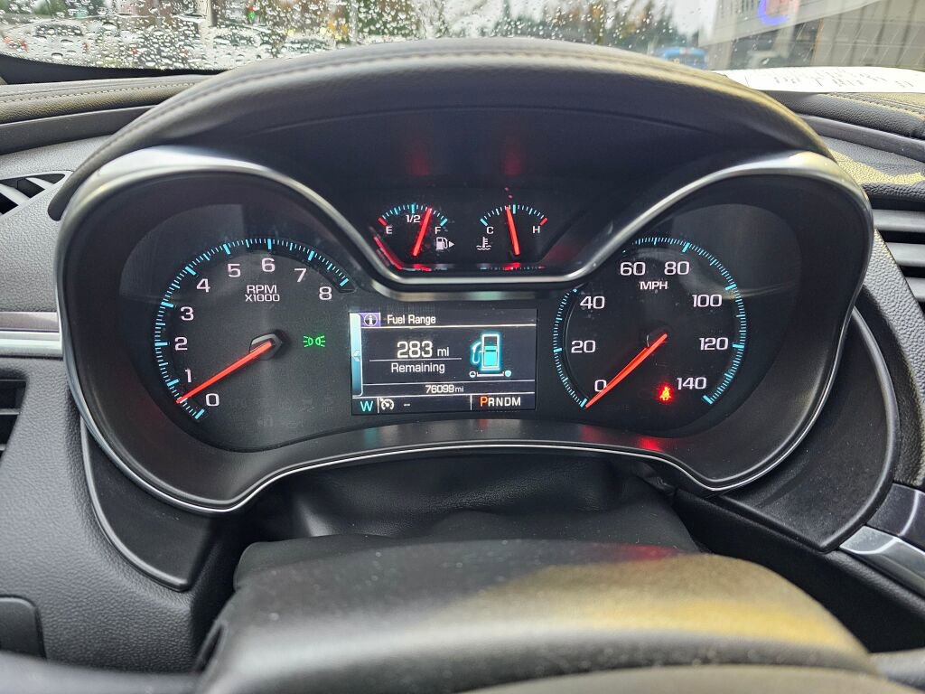 Used 2015 Chevrolet Impala LT FWD image 26