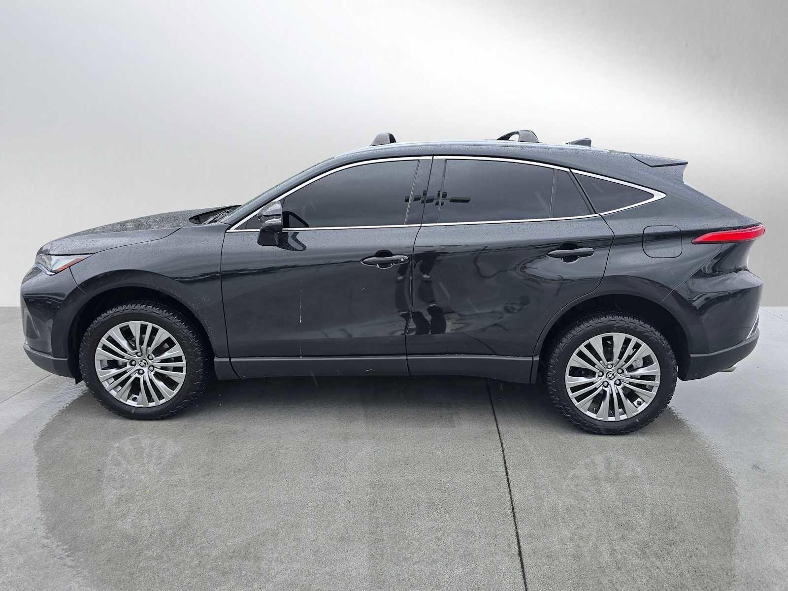 Certified 2023 Toyota Venza Limited AWD/4WD image 6