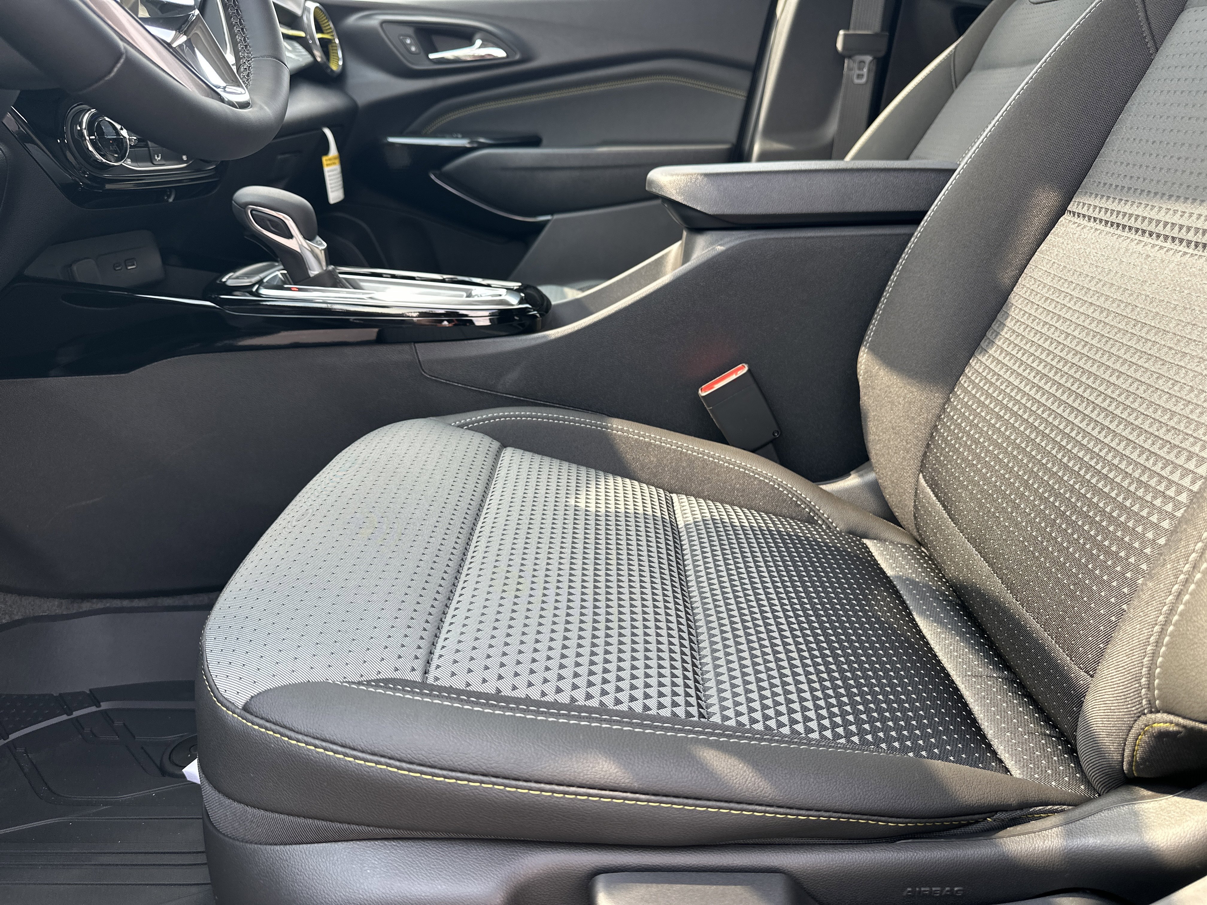 New 2026 Chevrolet Trax LT w/ Driver Confidence Package FWD image 11