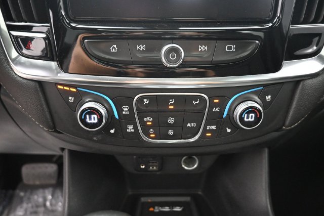 Used 2023 Chevrolet Traverse Premier w/ Redline Edition AWD/4WD image 30