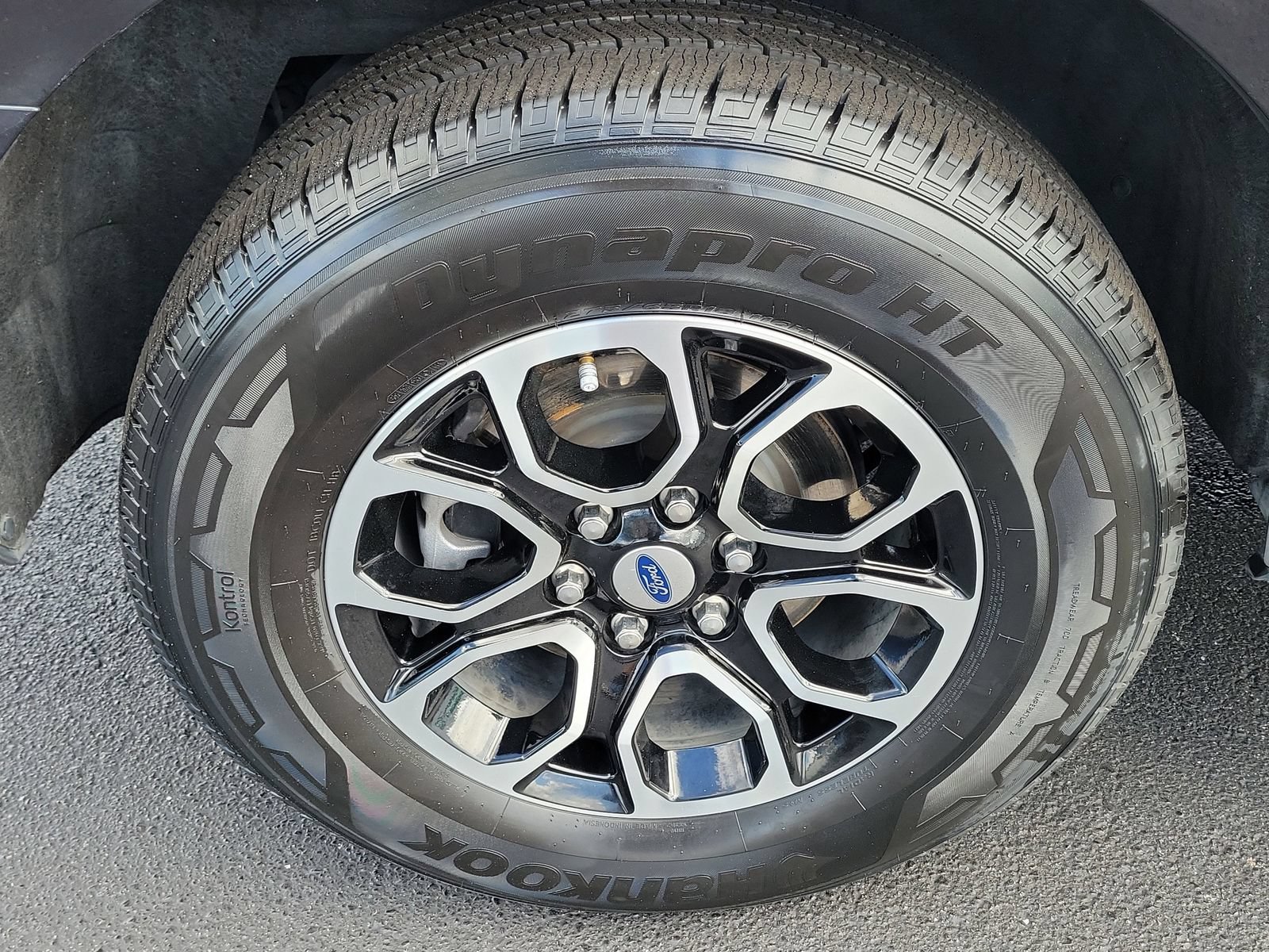 Certified 2023 Ford Expedition XLT RWD image 5