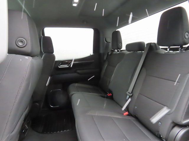 Used 2024 Chevrolet Silverado 1500 LT image 24
