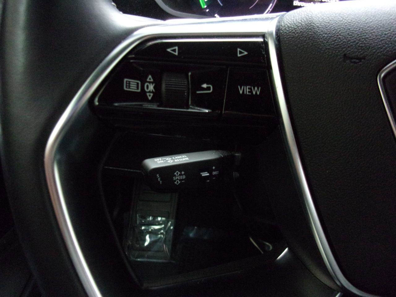 Used 2019 Audi e-tron Prestige w/ Prestige Package AWD/4WD image 22