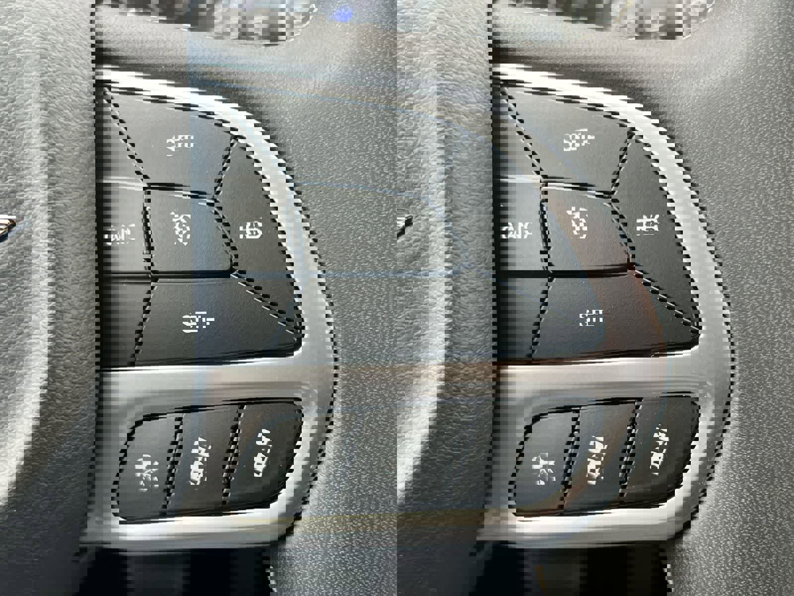 Used 2023 Chrysler Pacifica Touring-L image 24