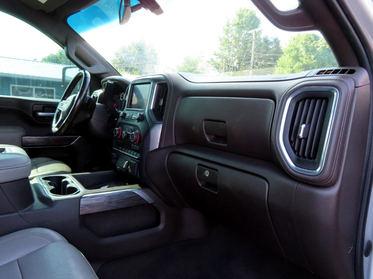 Used 2020 Chevrolet Silverado 2500 LTZ w/ LTZ Convenience Package image 34