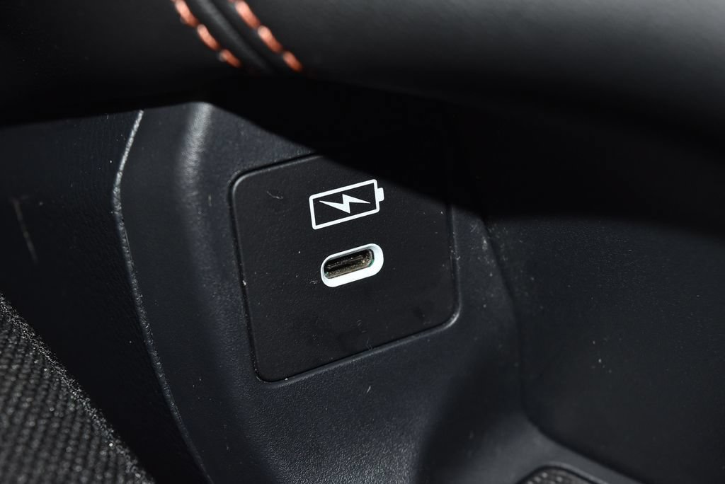 Used 2025 Honda HR-V Sport image 17