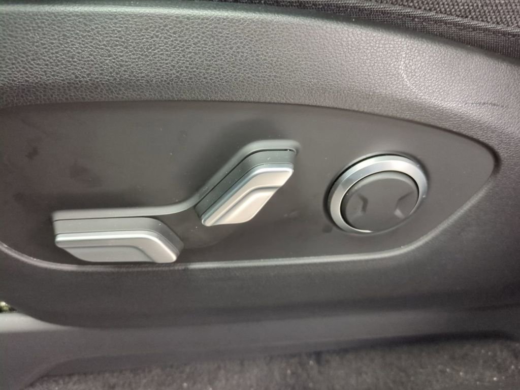 New 2026 Hyundai Ioniq 9 SE image 23