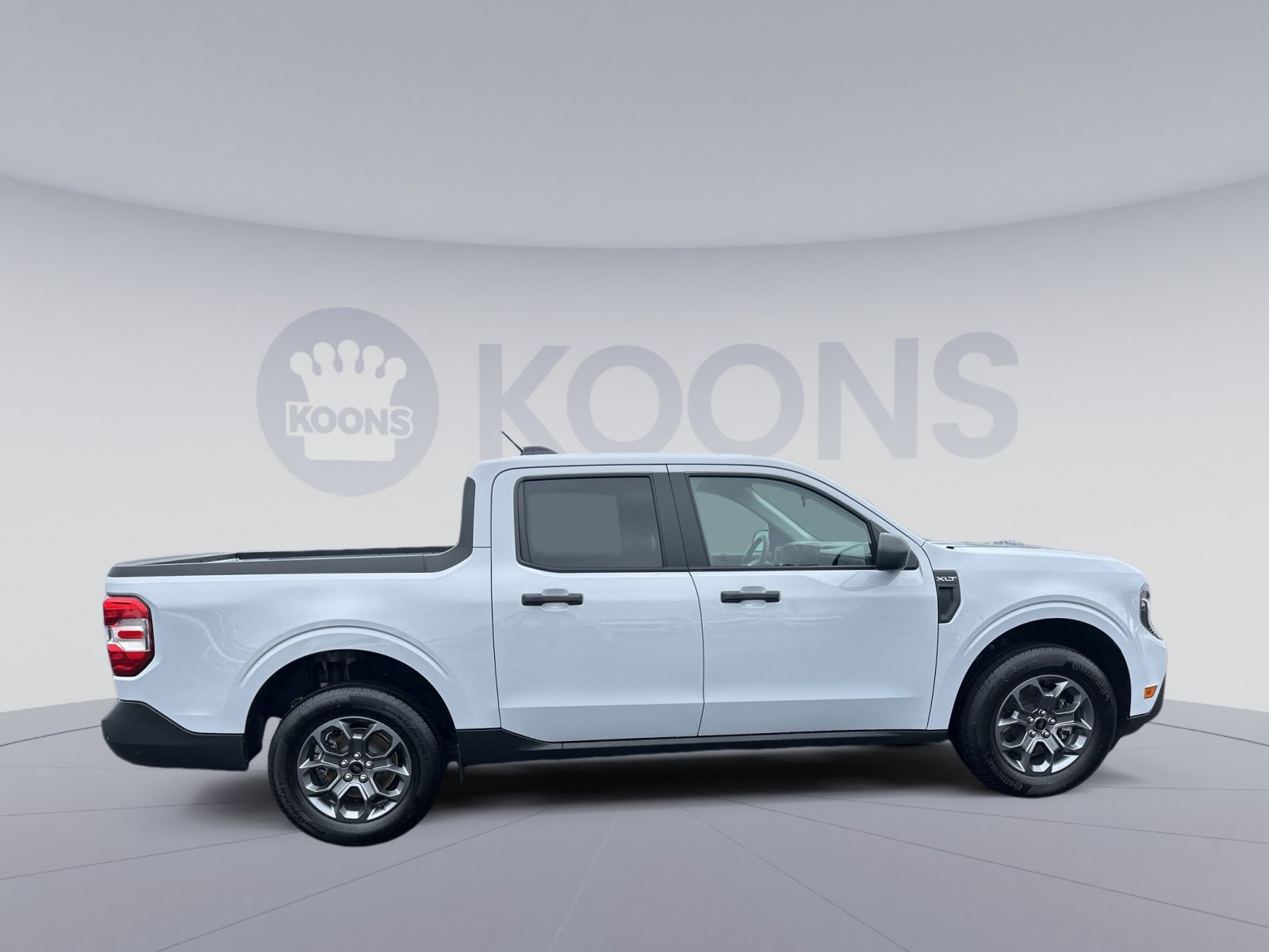 Used 2025 Ford Maverick XLT w/ Equipment Group 302A AWD/4WD image 17