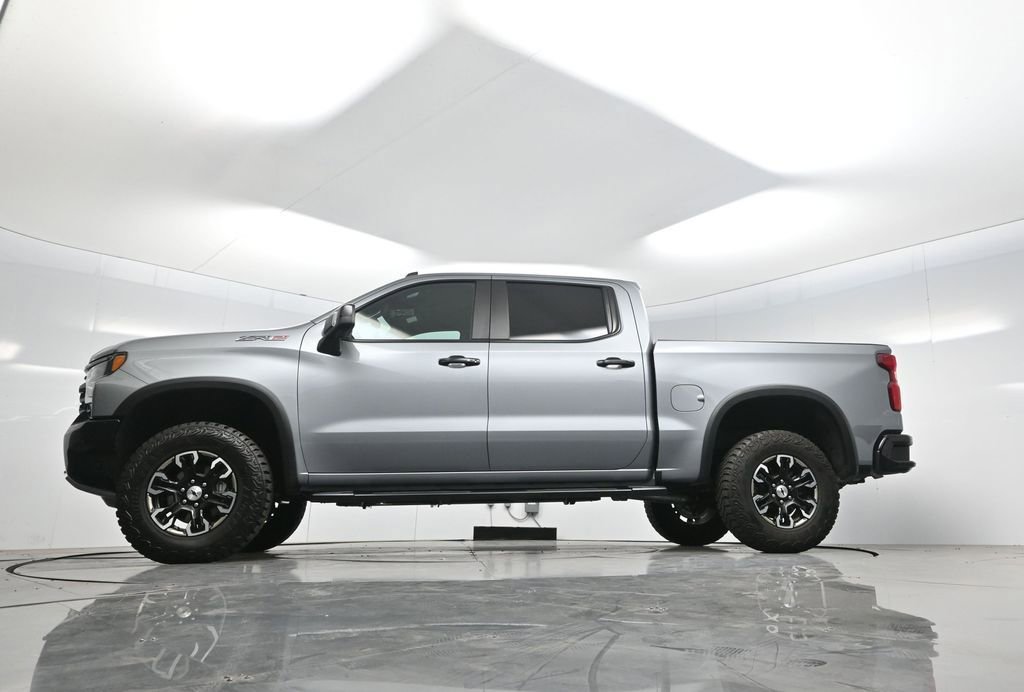 Used 2024 Chevrolet Silverado 1500 ZR2 w/ Technology Package image 7