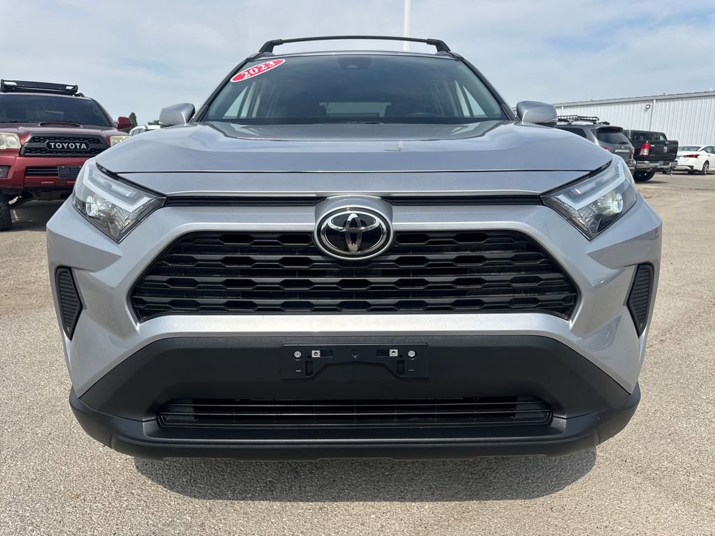 Used 2023 Toyota RAV4 XLE FWD image 11