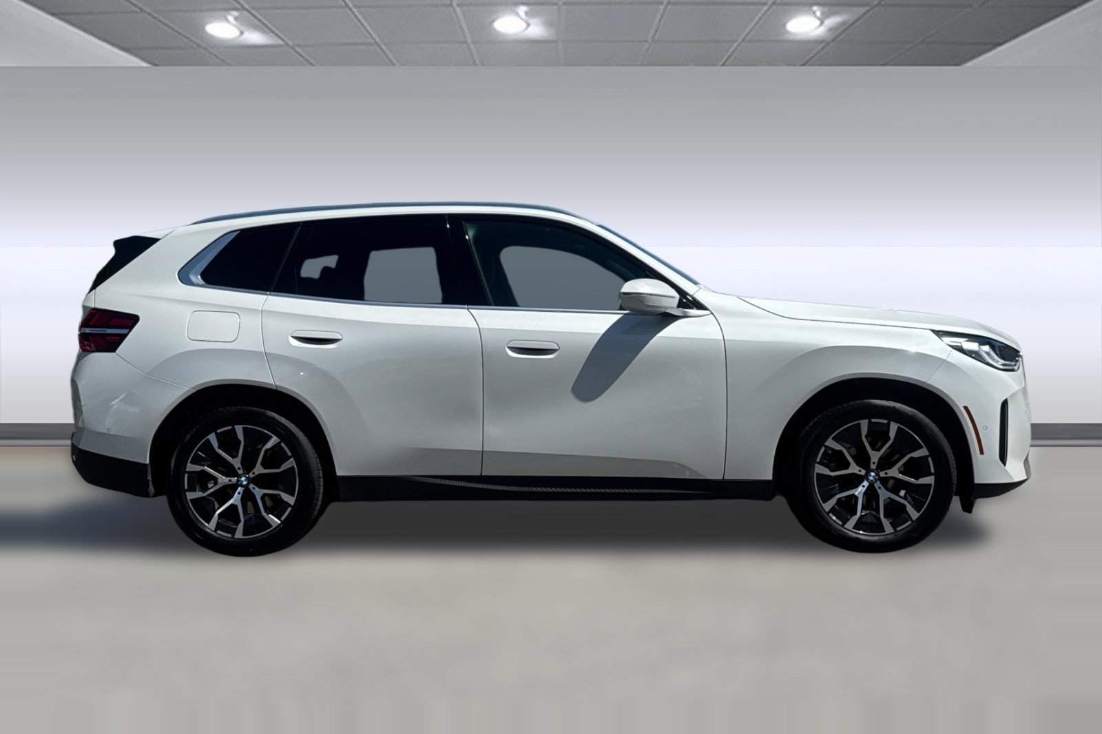 Used 2026 BMW X3 xDrive30i w/ Convenience Package AWD/4WD image 8