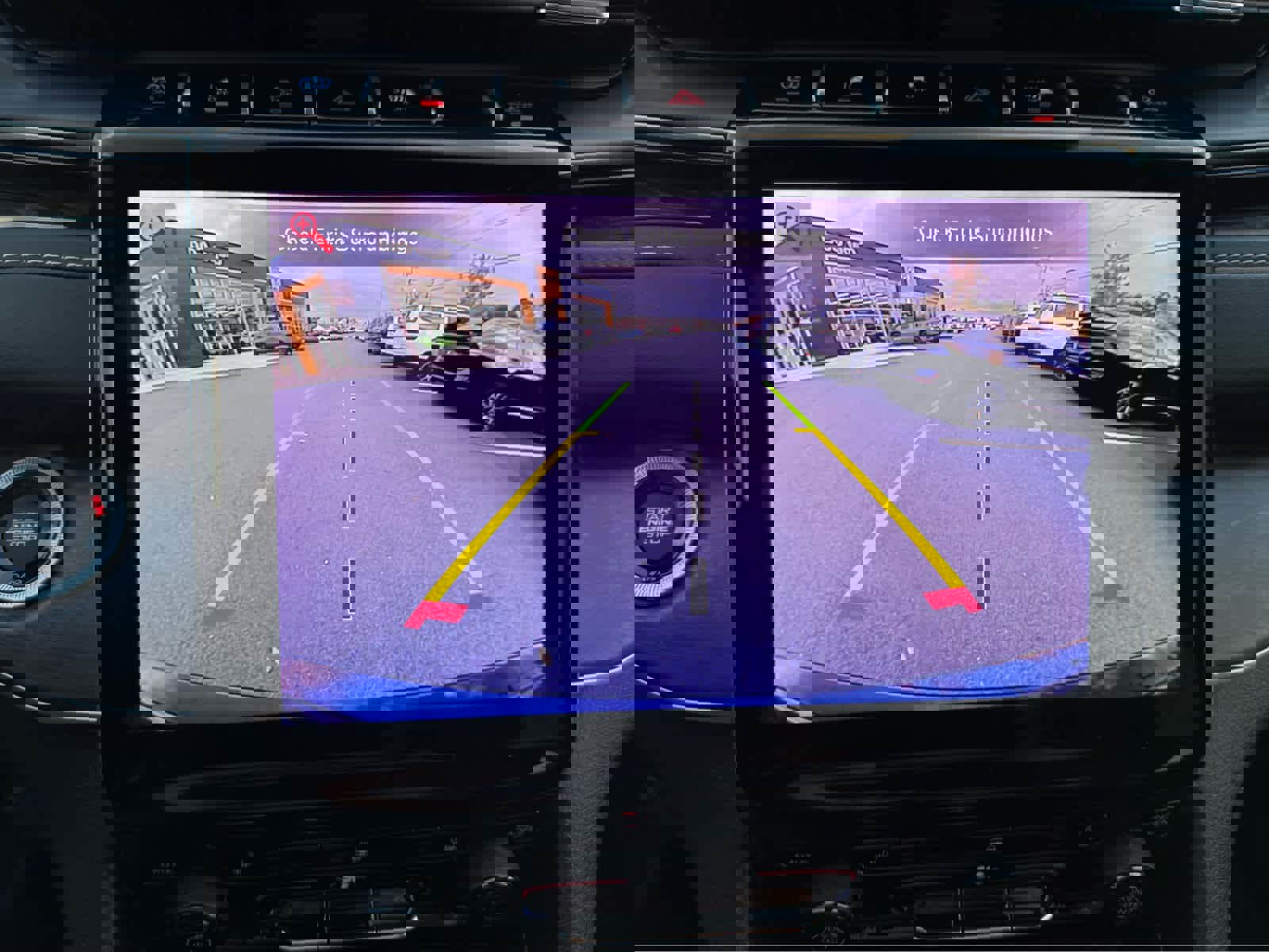 Used 2023 Jeep Grand Cherokee 4WD 4xe image 17