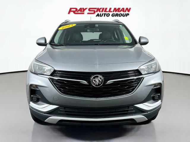 Used 2023 Buick Encore GX Select w/ Safety Package II AWD/4WD image 2