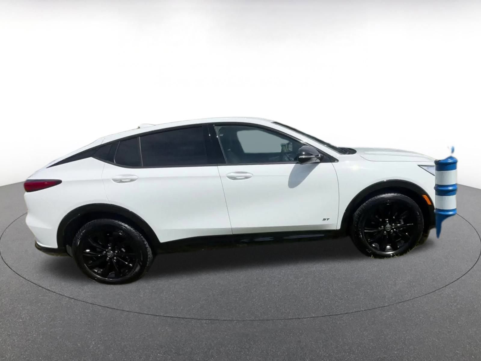 Used 2025 Buick Envista Sport Touring image 16