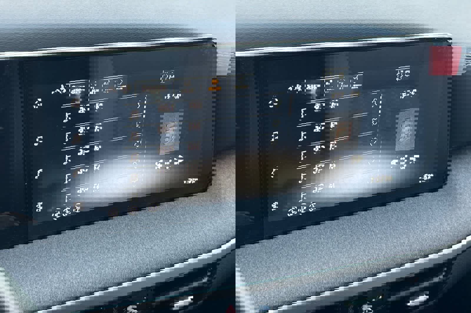 New 2026 Nissan Kicks SV image 21