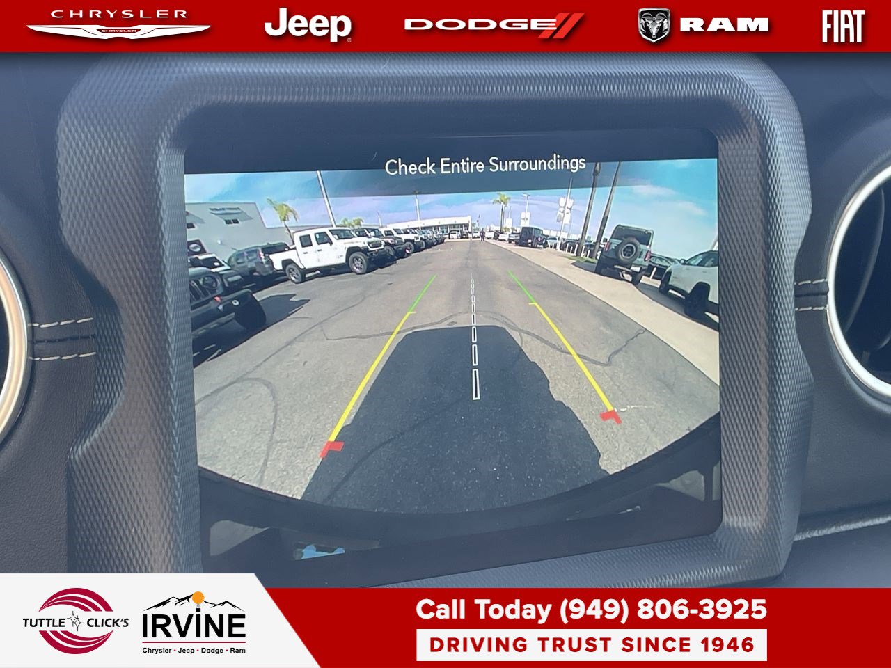 Used 2023 Jeep Wrangler Sahara image 25