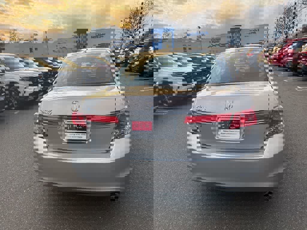 Used 2011 Honda Accord EX-L image 15