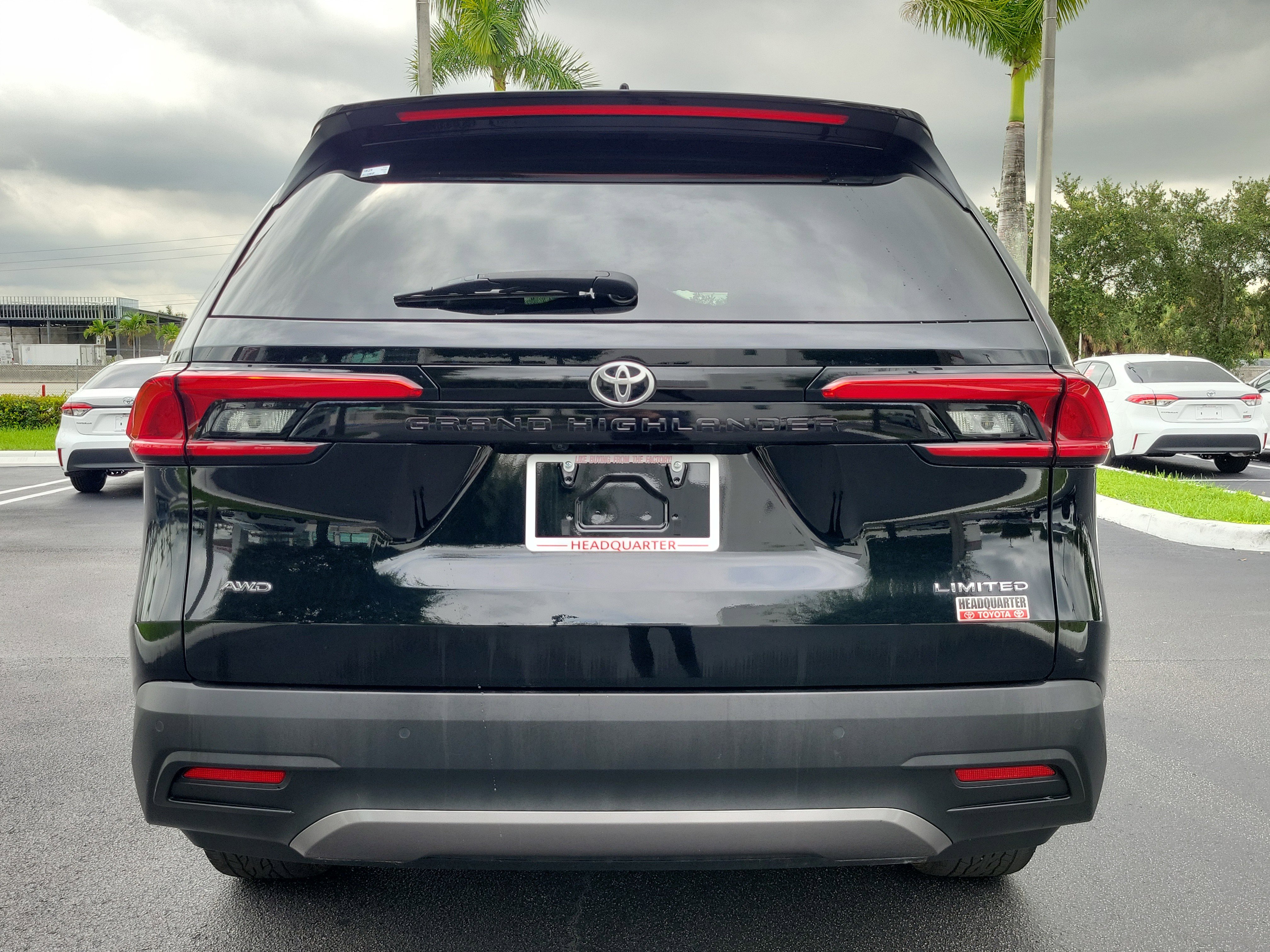 Used 2024 Toyota Grand Highlander XLE image 10