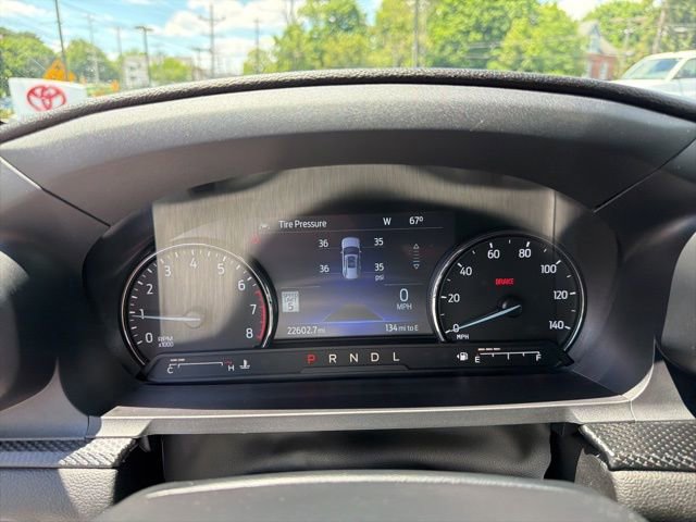 Used 2023 Ford Explorer ST-Line AWD/4WD image 22