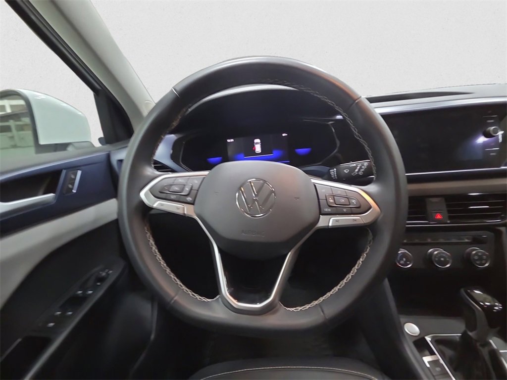 Used 2022 Volkswagen Taos SE image 12
