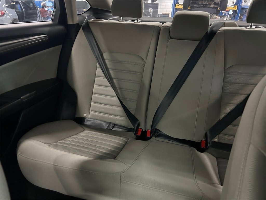 Used 2018 Ford Fusion S image 26