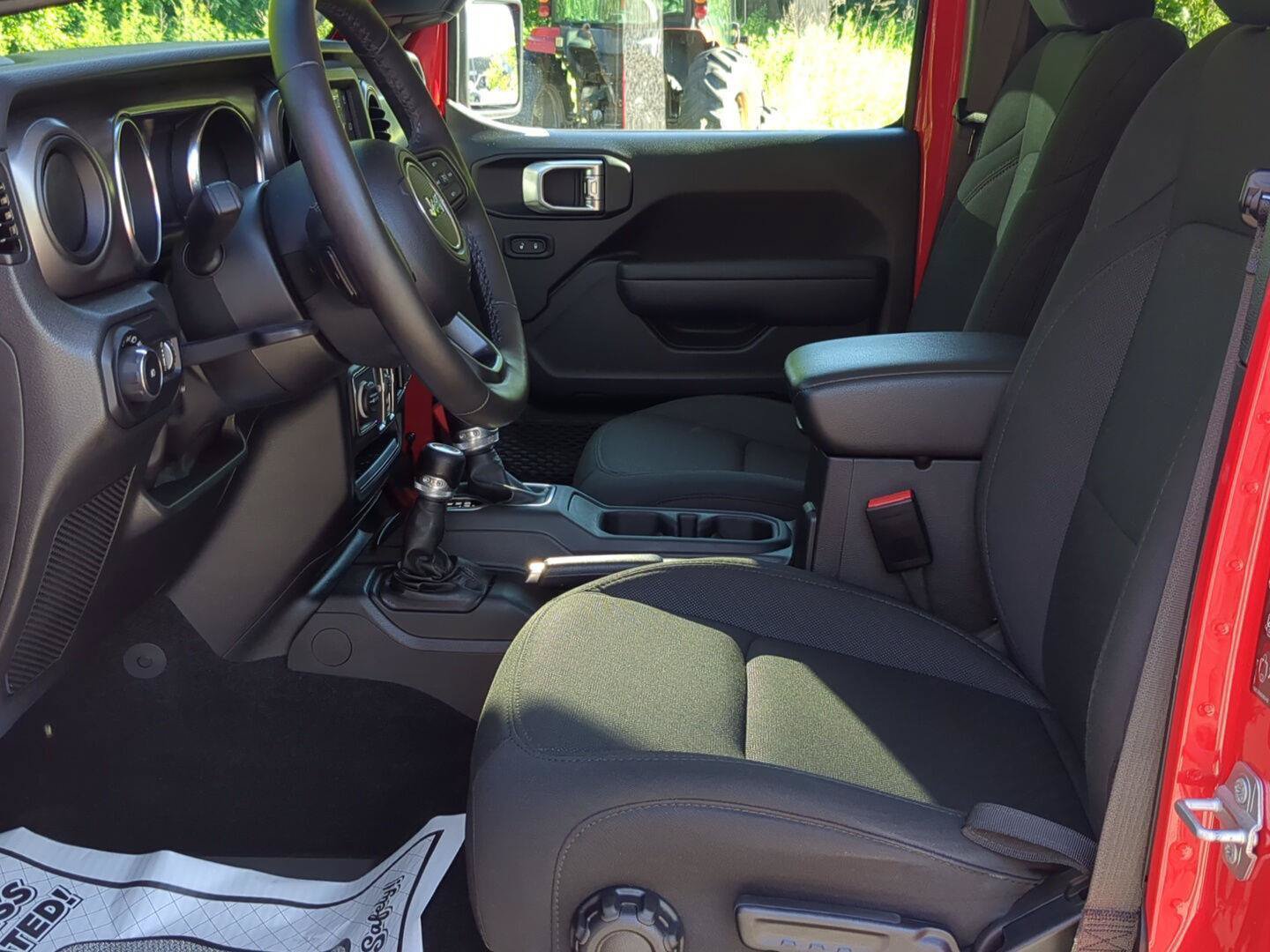 Used 2023 Jeep Wrangler Unlimited Sport AWD/4WD image 10