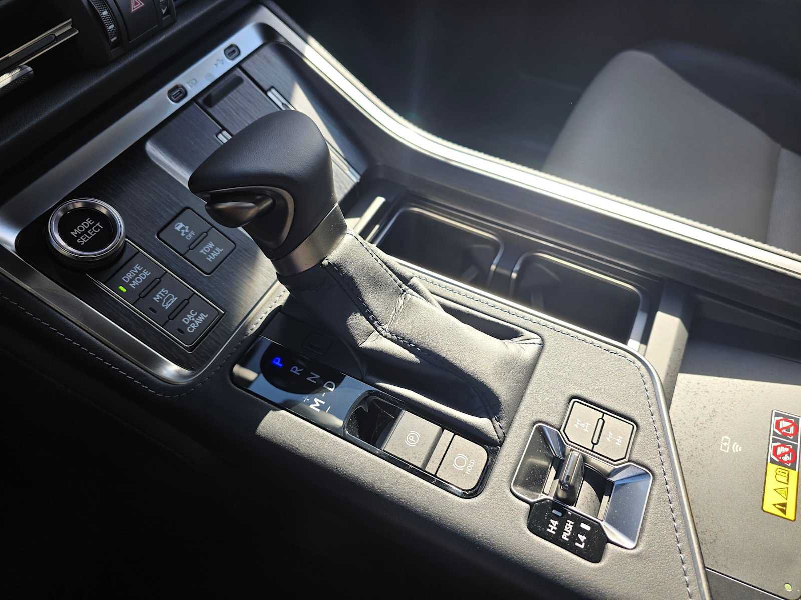 New 2026 Lexus GX 550 AWD/4WD image 31
