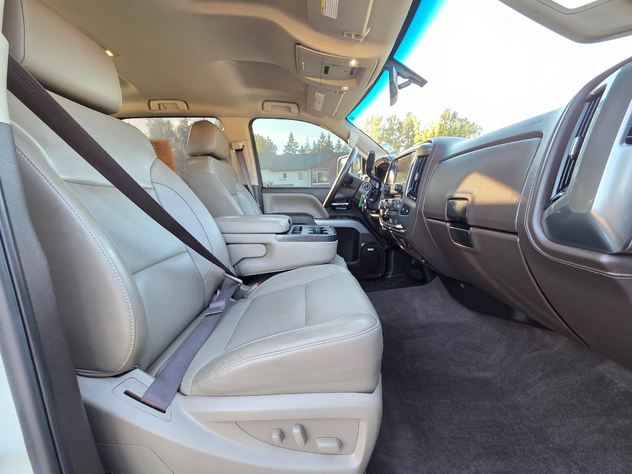 Used 2019 Chevrolet Silverado 3500 LTZ w/ Duramax Plus Package AWD/4WD image 30
