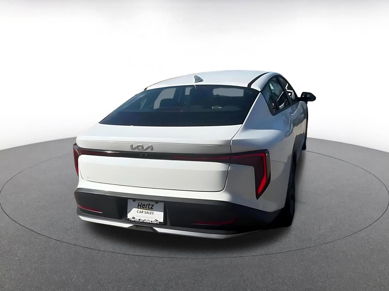 Used 2025 Kia K4 LXS image 14